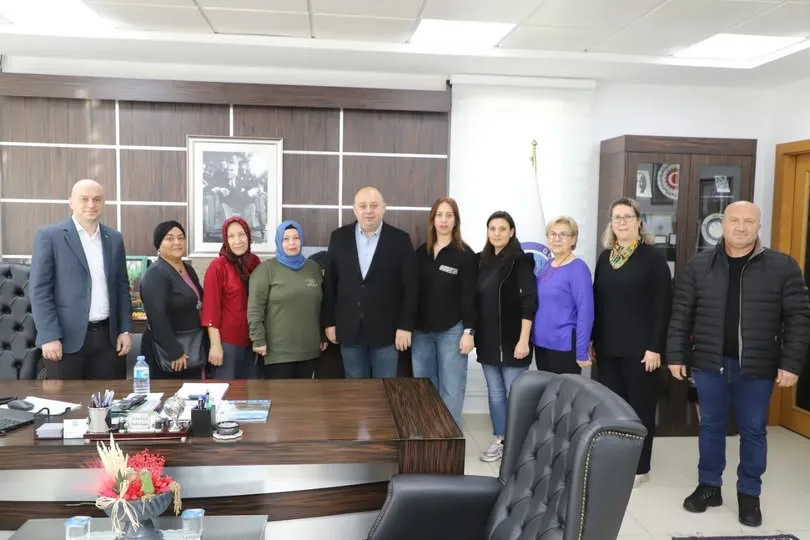 EMEKÇİ KADINLARDAN BELEDİYE BAŞKANIMIZA ZİYARET