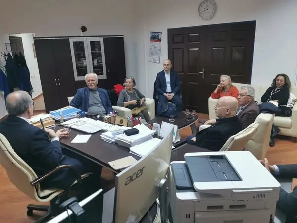 Tazelenme Üniversitesi 